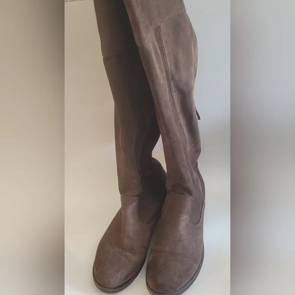 Over the Knee Boots side zipper tassle size 8 Thea GC Shoes